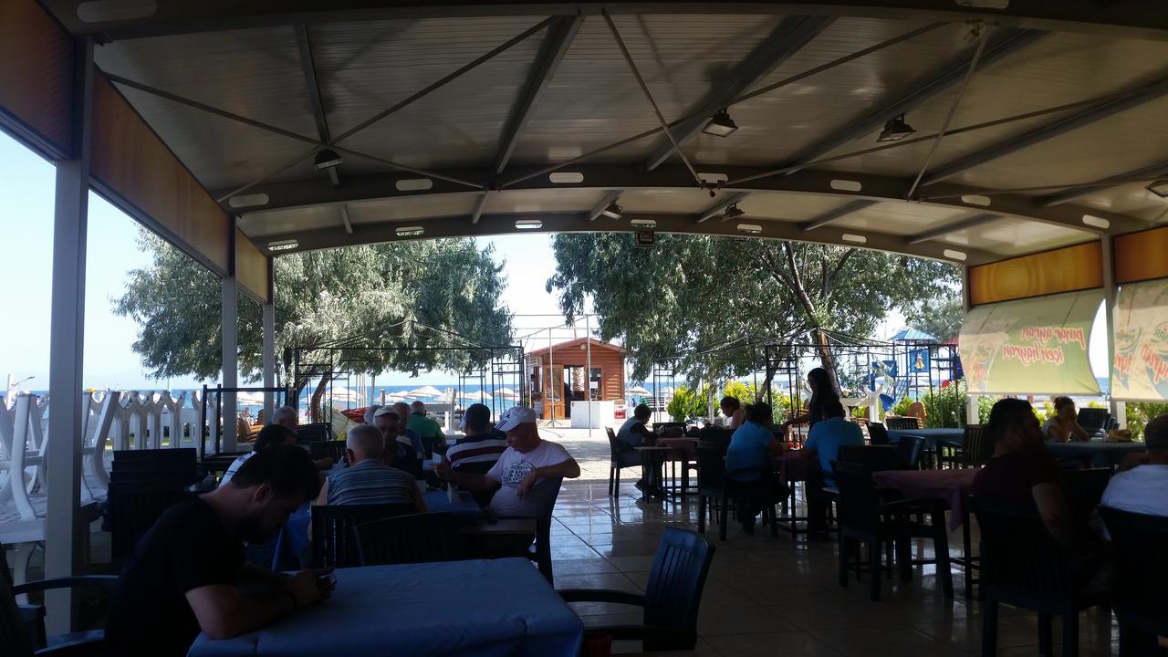 Ata Apart Hotels Urkmez Bagian luar foto